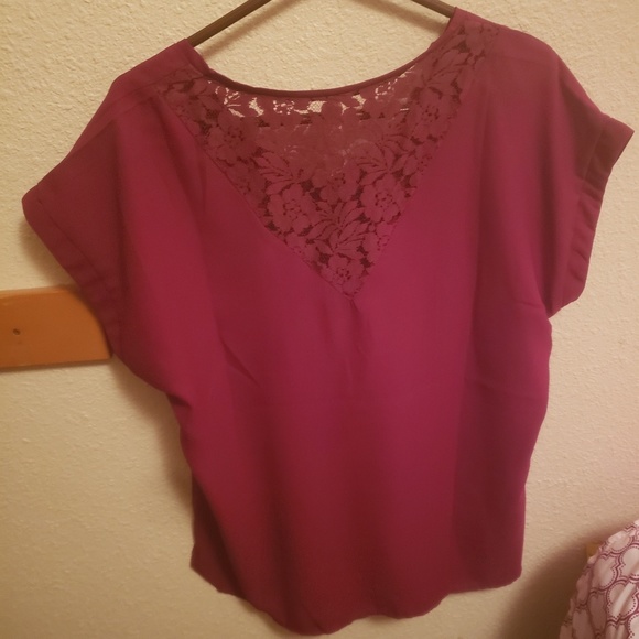 Blouse - Picture 2 of 2